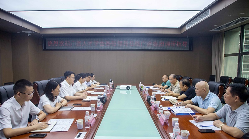 广西人才学会会长韦刚烈一行到麻将胡了2集团调研